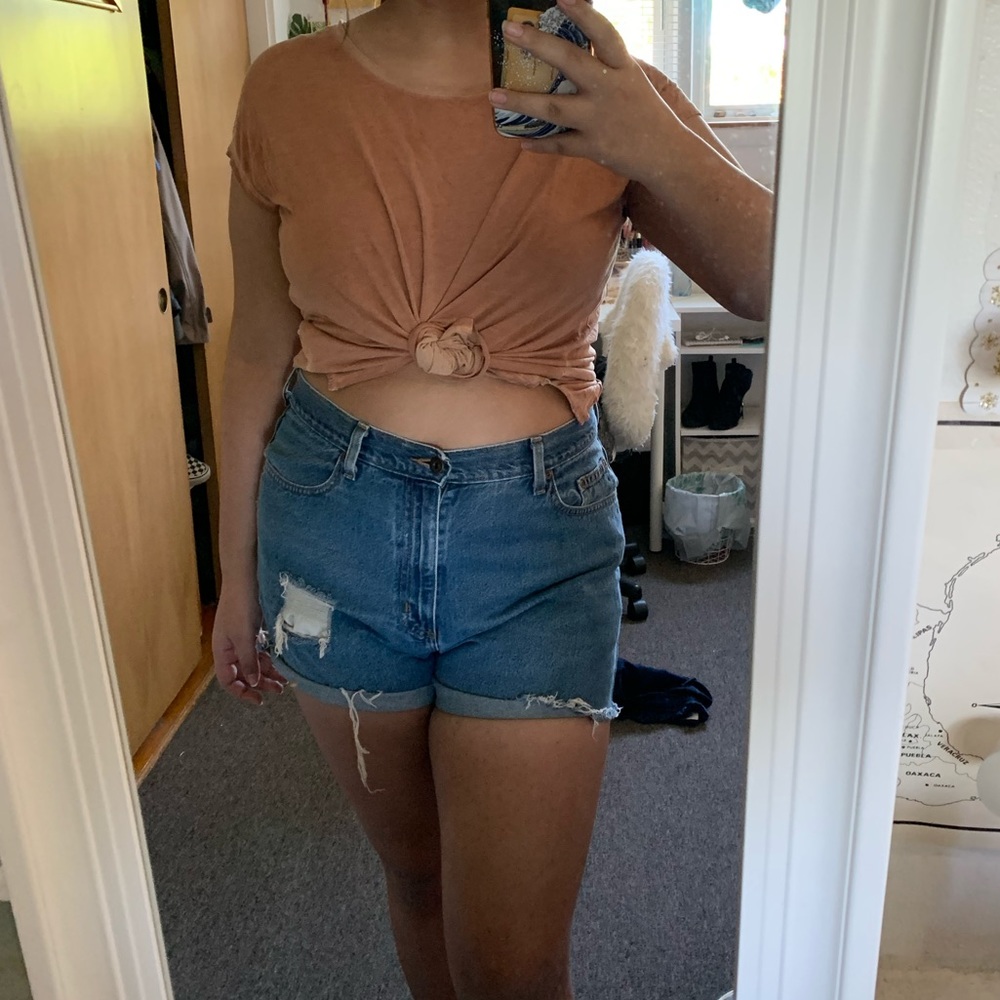 Cropped tee